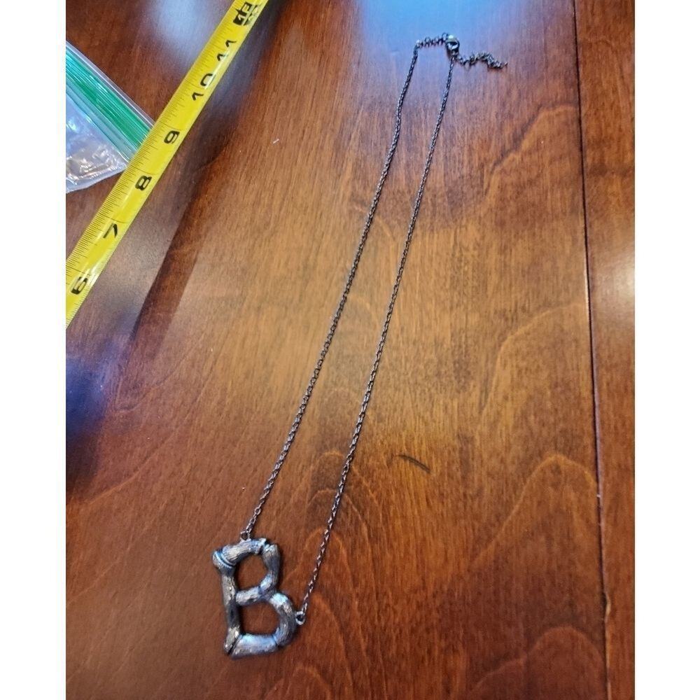 INITIAL NECKLACE NWT - Picture 11 of 12